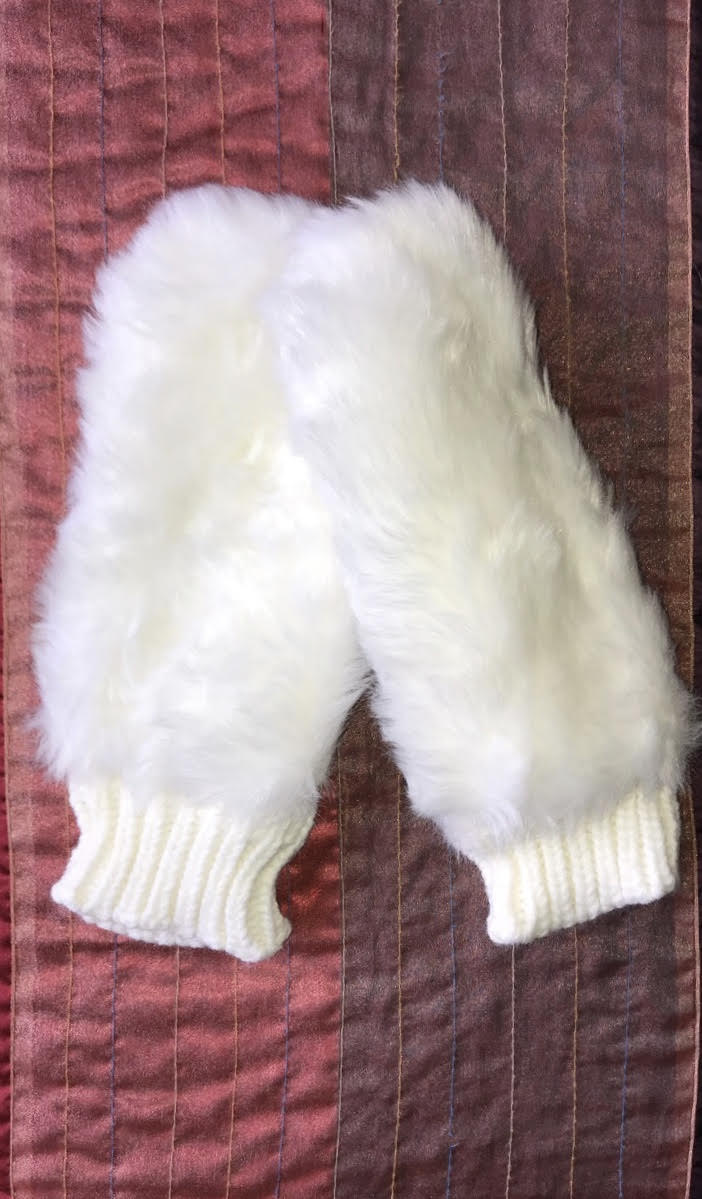 White Faux Fur Mittens – Glamhairus